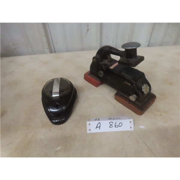 Vintage Ink Stamper with Dipless Fountain Inkwell