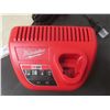 Image 8 : Milwaukee 12V Planer Battery and Charger