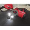 Image 7 : Milwaukee 12V Cordless 5/8" Rotary Hammer Battery and Charger