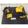 Image 1 : DeWalt 20V Cordless 18 Gauge Brad Nailer Battery and Charger