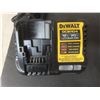 Image 8 : DeWalt 20V Cordless 18 Gauge Brad Nailer Battery and Charger