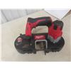 Image 2 : Milwaukee 12V Cordless Band Saw Battery and Charger