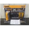 Image 1 : DeWalt Powerstack 20V Battery 12–20V Charger