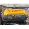 Image 2 : DeWalt Powerstack 20V Battery 12–20V Charger