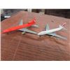 Image 10 : Vintage 1975 Lesney Matchbox Sky Busters Airport Play Case Die-Cast Vehicles and Planes