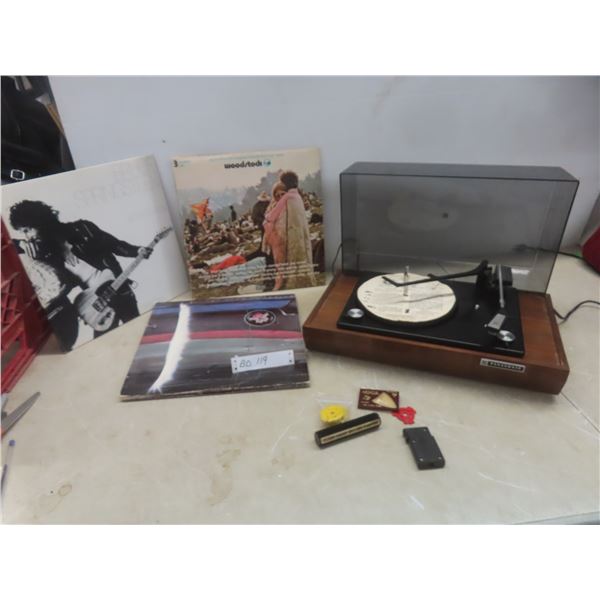 Vintage 1970s Panasonic RD-7673 Mini Automatic Record Player Wood Base, Records, Needle,
