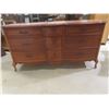 Image 14 : French Provincial Nine-Drawer Dresser Scalloped Edge, Cabriole Legs, and Original Handles