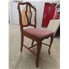 Image 9 : Queen Anne Style Dining Chairs Velvet Seats, Including One Captain Chair