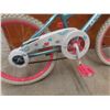 Image 8 : Razzle Movelo Girls Bicycle Parcel Carrier, 17"