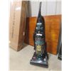 Image 1 : Bissell CleanView Helix Vacuum, 12 Amps