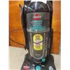 Image 6 : Bissell CleanView Helix Vacuum, 12 Amps