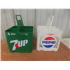 Image 4 : Two Plastic Four-Pack Carriers and O-Pee-Chee Hockey Cards