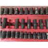 Image 12 : Stanley Socket Set 1/4" and 1/2" Ratchets, Extensions, Wrenches, Driver Bits, SAE and Metric