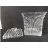 Image 2 : Heavy Duty Lead Crystal Clear Signatures Co Lidded Biscuit Barrel Or Cookie Jar Etched Floral