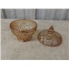 Image 8 : Carnival and Depression Glass Including Creamer, Sugar Bowls, and Serving Plates