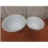 Image 3 : Eight Pieces of Pyrex Including Mixing Bowls and Casserole Dishes