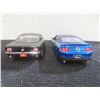 Image 4 : Two 1/24 Scale Die-Cast Cars Including 1965 Mustang and 2011 Mustang