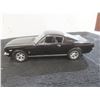 Image 9 : Two 1/24 Scale Die-Cast Cars Including 1965 Mustang and 2011 Mustang