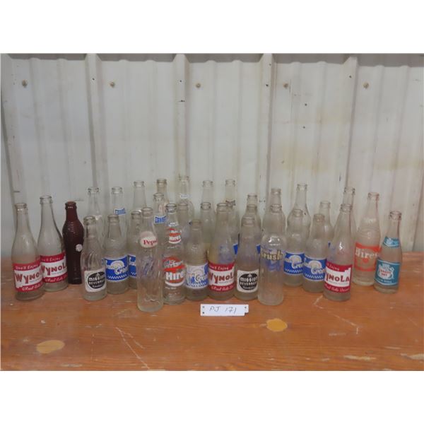 Thirty-Five Soda Bottles: Suncrest, Wynola, Mission, Frostie, Glucola, and More