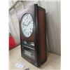 Image 2 : Vintage Mechanical Thirty-One-Day Wind-Up Wall Clock 2 Keys