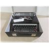 Image 1 : Vintage Underwood Model 2320 Typewriter With Case