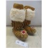 Image 1 : Vintage Cree / Metis Beaded Real Fur Buckskin Moccasins