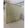 Image 12 : Vintage Metal Hardware Organizer Cabinet With Multiple Drawers and Assorted Contents