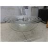 Image 14 : Four Pyrex Nesting Bowls, Cutting Board, Proctor Silex Toaster, Black and Decker Mixer, Wooden Spoo