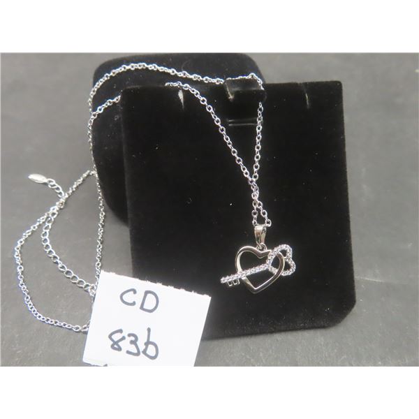 New Platinum Plated Simulated Diamond "Key To My Heart" Necklace Adjustable Chain 16"–18" Long