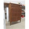 Image 16 : Vintage Oak Five-Drawer Chest on Casters