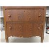 Image 5 : Vintage Oak Five-Drawer Chest on Casters