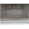 Image 10 : White Westinghouse Two-Door Refrigerator 