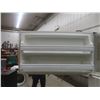 Image 11 : White Westinghouse Two-Door Refrigerator 
