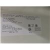 Image 19 : White Westinghouse Two-Door Refrigerator 