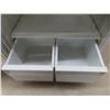 Image 23 : White Westinghouse Two-Door Refrigerator 
