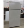 Image 25 : White Westinghouse Two-Door Refrigerator 