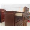 Image 11 : Wooden Chest of Drawers