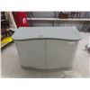 Image 1 : Rubbermaid Deck Chest