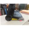 Image 5 : Bissell ProHeat Triple Clean Floor Finishing Machine, Model 1383C