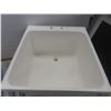 Image 2 : Laundry Room Sink With Four Steel Legs