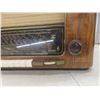 Image 9 : Grundig Tube Radio, Customer States Working
