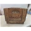 Image 4 : Wynola Wooden Soda Crate With 24 Assorted Vintage Soda Bottles