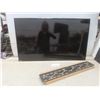 Image 1 : Toshiba 40" Television With Wall Mount, No Remote