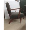 Image 3 : Two Hostess Chairs