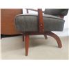 Image 4 : Two Hostess Chairs