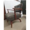 Image 5 : Two Hostess Chairs