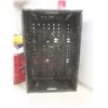 Image 12 : 6 Cans Golden Spectro Moto 2 Cycle Oil 18 Oz w/Product, ESSO Handy Oil, and Foldable Crate