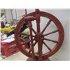 Image 2 : Vintage Spinning Wheel