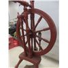 Image 3 : Vintage Spinning Wheel