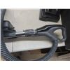 Image 9 : Kenmore WhisperTone Vacuum w/ Power Head and Wall Mount. Plug Has Been Replaced.